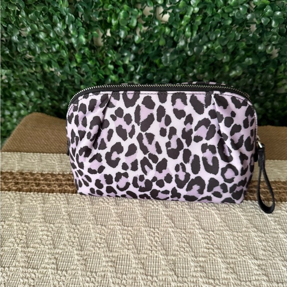 Kate Spade Purple Leopard Nylon Cosmetic Pouch NWT - Picture 2 of 4